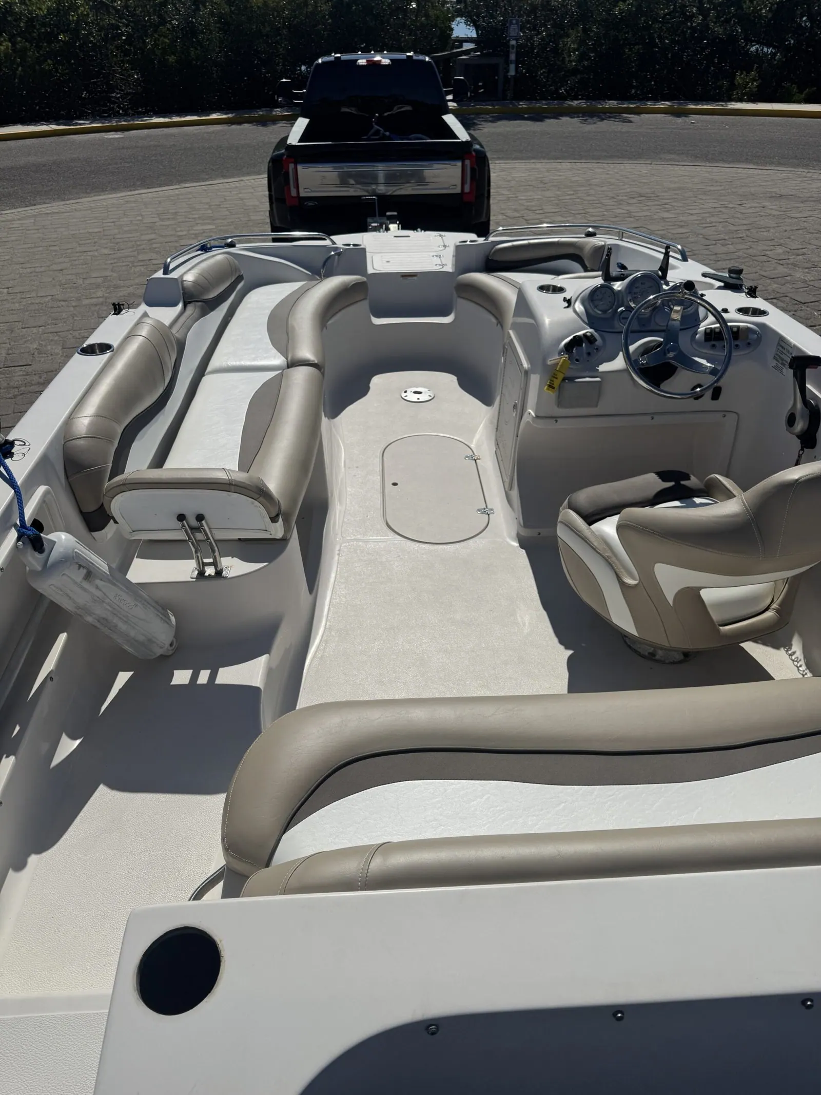 StarCraft 2000 cockpit seating and captain's chair after restoration